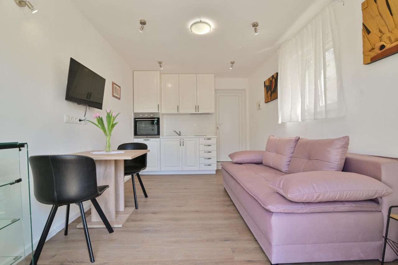 Apartments Art Трогир Екстериор снимка